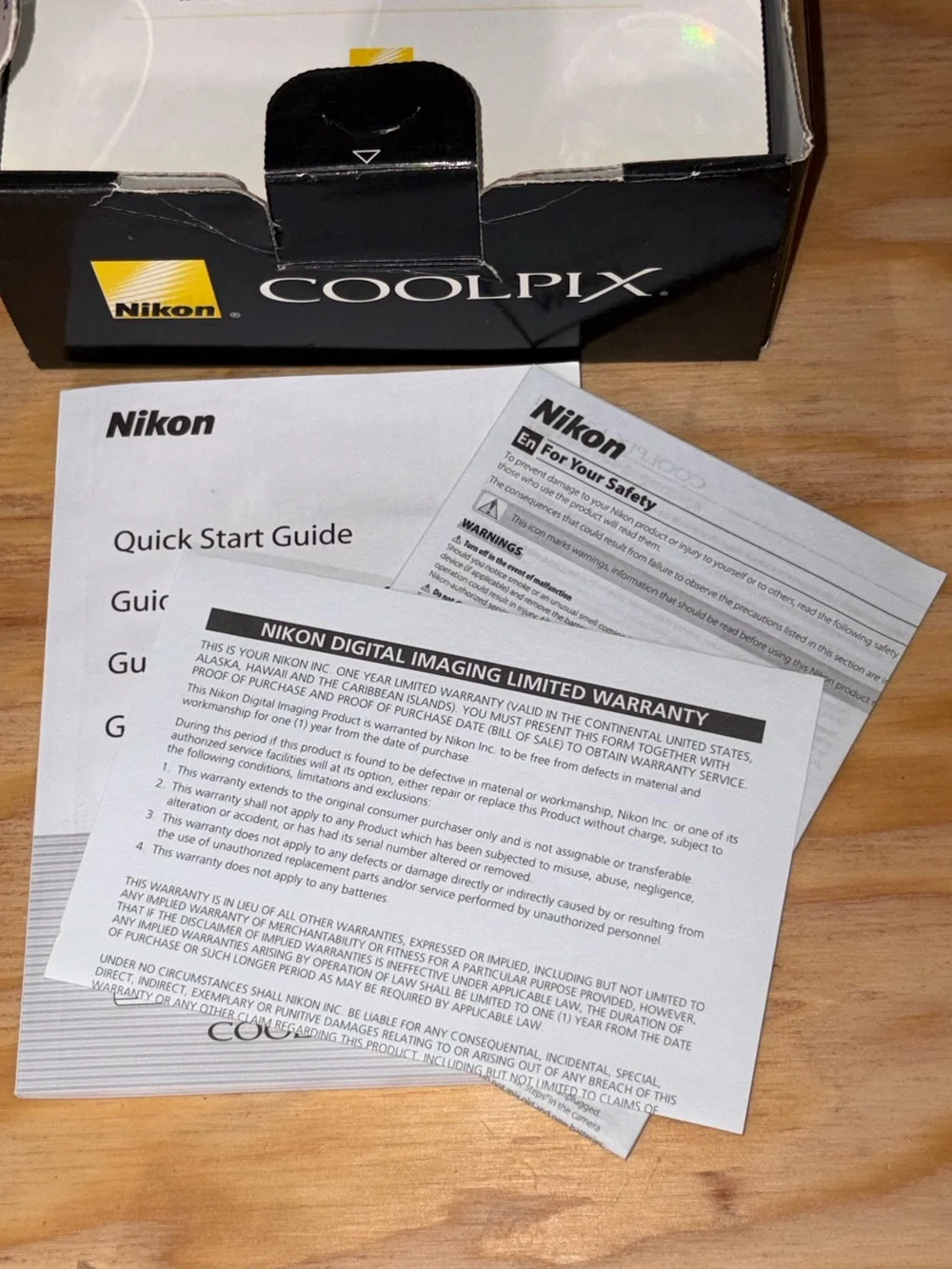Nikon Coolpix L22 MANUAL CD, CHORDS & BOX ONLY General Instructions Booklet